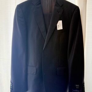 Ermenegildo Zegna Black 2-Piece Wool Pinstripe Suit - 40R Slim Fit, NWT